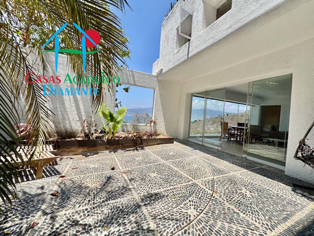 Villa Isabella - Patio interior 3